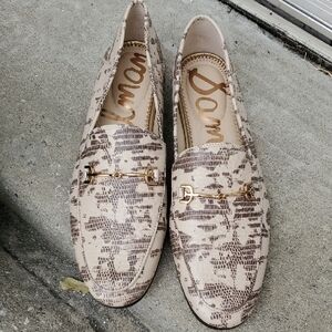 Sam Edelman Tan Flats with Classic Loafer Design